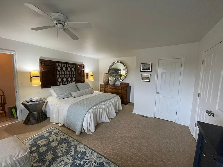 637 Battery Pl #1 — Photo 12
