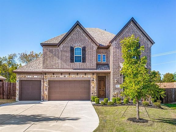 3rd image of 3721 Buckeye Dr
