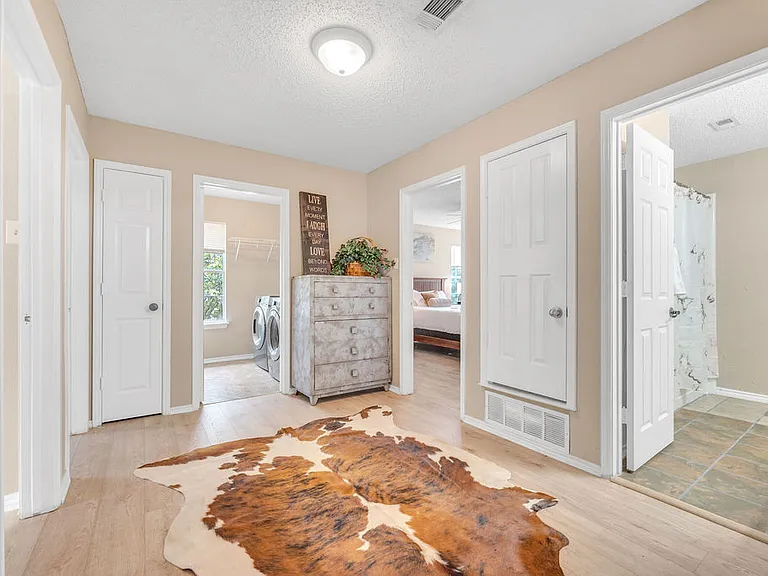 10304 Concord Dr — Photo 30