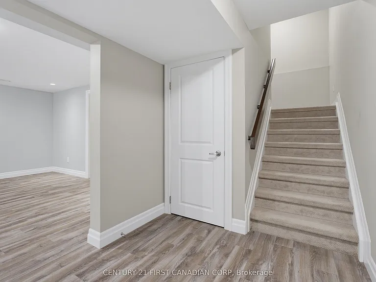 1018 Medway Park Dr — Photo 31