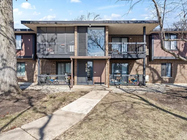 4708 W Northfox Ln, McHenry, IL 60050