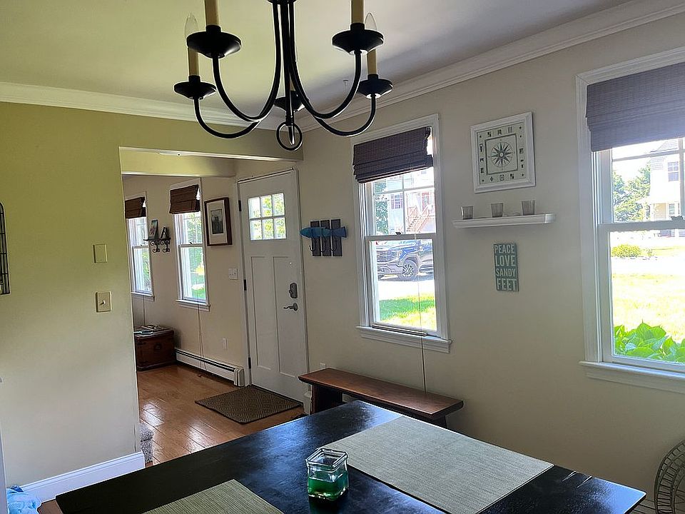 57 Warren Ave, Middletown, RI 02842 Zillow