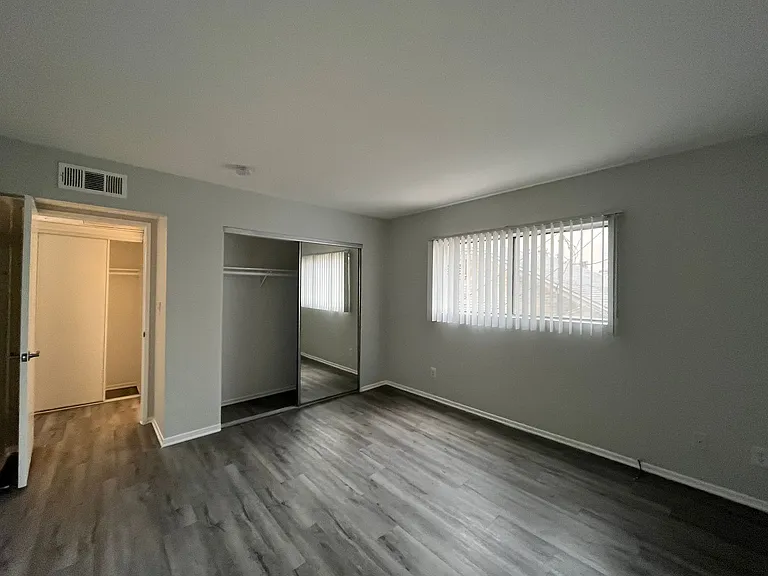951 S. Oxford Ave. — Photo 19