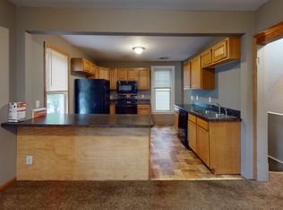 1410 7th St SE, Minneapolis, MN 55414