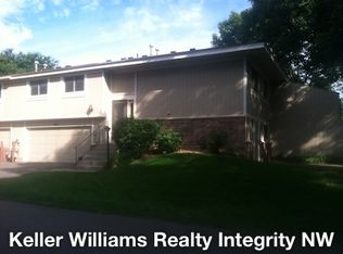 6623 Ives Ln N, Maple Grove, MN 55369