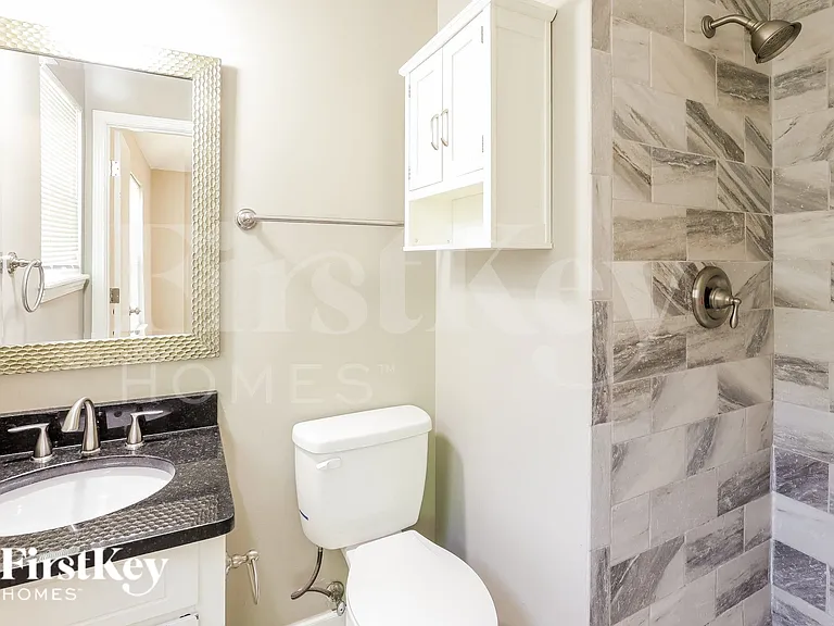 5906 NW Harris Dr — Photo 13