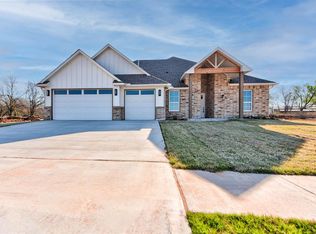 623 Siena Springs Dr, Norman, OK 73071