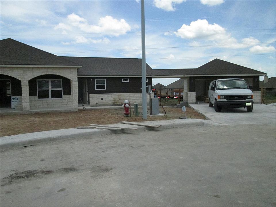 2nd image of 104 Tanner Ct S