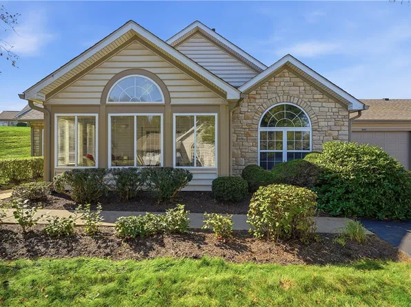1721 Heather Heights Dr, Crescent, PA 15046