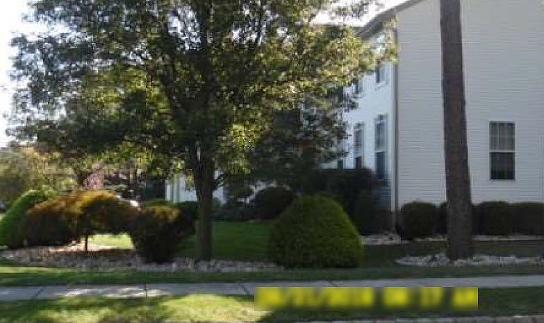 1st image of 28 Cedar Grove Dr