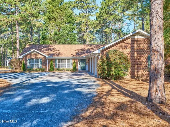 52 Birdie Drive, Whispering Pines, NC 28327