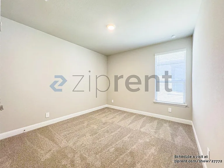 3108 Lionsgate Dr — Photo 16