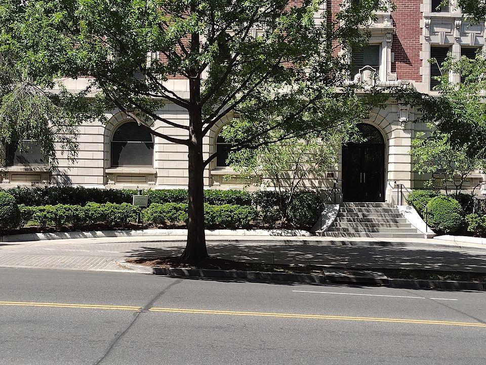 1st image of 2126 Connecticut Ave NW #77