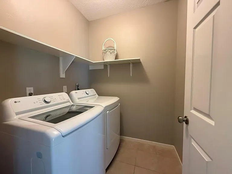 3119 Waters Way Dr — Photo 17