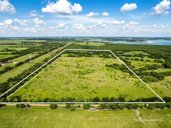 769 Radio Tower Rd, Waco, TX 76705