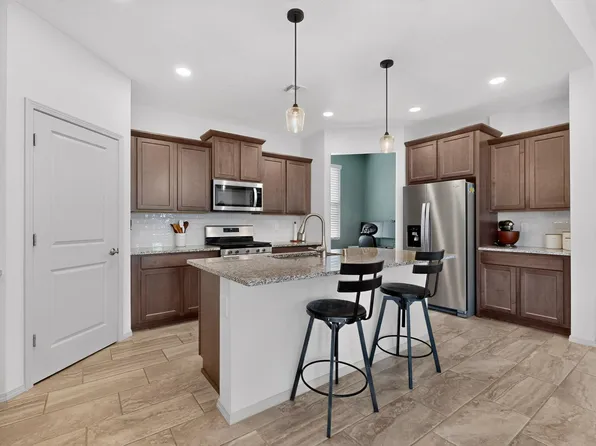 2425 Rothko Ave SE, Albuquerque, NM 87106