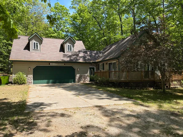 144 Garfield Blvd, Roscommon, MI 48653