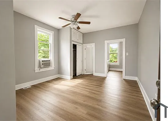 1 bed, $1,000 — Photo 2