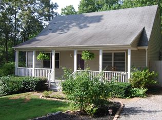 209 Suntree Dr, Goodview, VA 24095