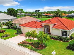 2040 Corona Del Sire Dr, North Fort Myers, FL 33917