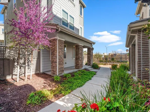 2880 Stringham Way, Dublin, CA 94568