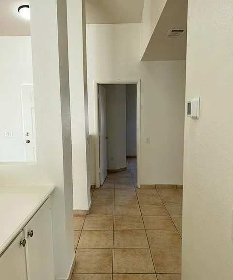 203 Breezy Shore Ave — Photo 9