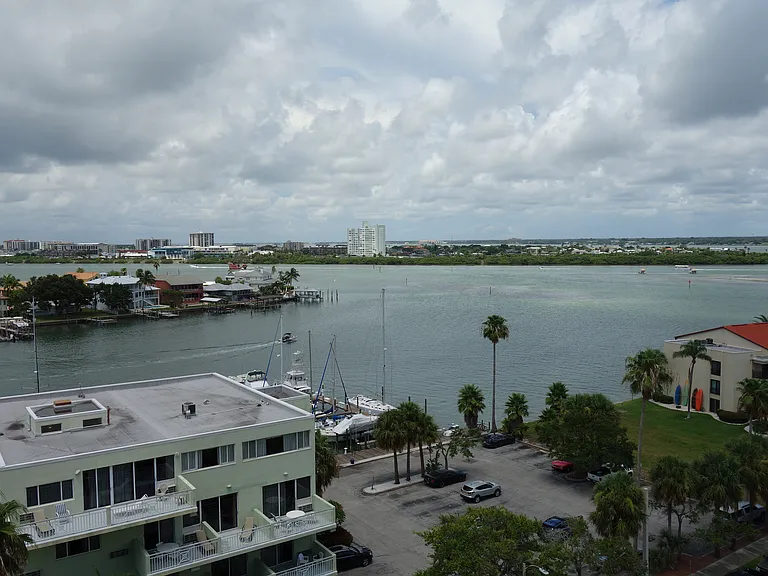 851 Bayway Blvd #905 — Photo 28