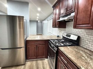 9714 130th St, South Richmond Hill, NY 11419