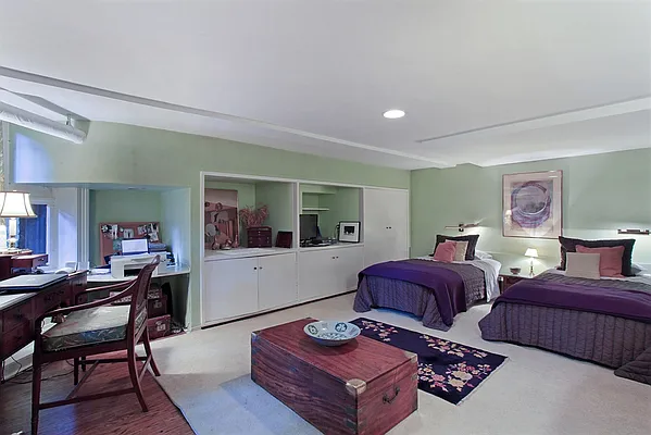 Sold by Corcoran | media 4