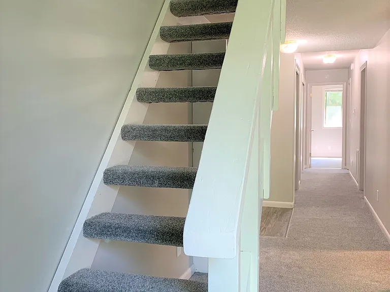 Yarmouth Pointe Apartment Homes — Photo 124