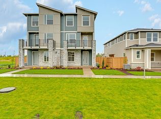 8064 SE Bridge Ln, Hillsboro, OR