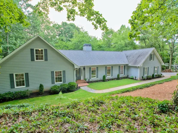 78 Mink Hollow Dr, Carrollton, GA 30116