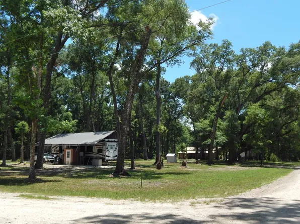 29264 45th Rd, Branford, FL 32008