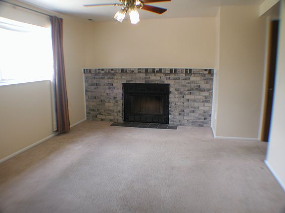 4 Front Room_06162014