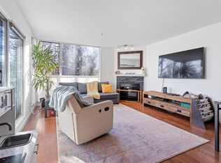 8460 Jellicoe St #212, Vancouver, BC V5S 4S8