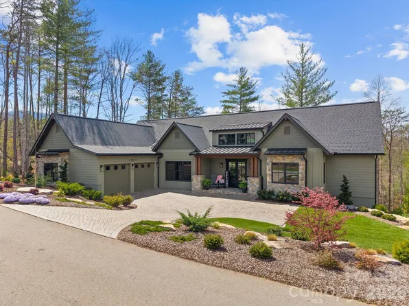 157 Riverbend Forest Dr, Asheville, NC 28805