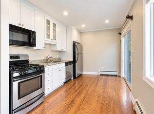 323 N Princeton Ave APT 5, Villa Park, IL 60181
