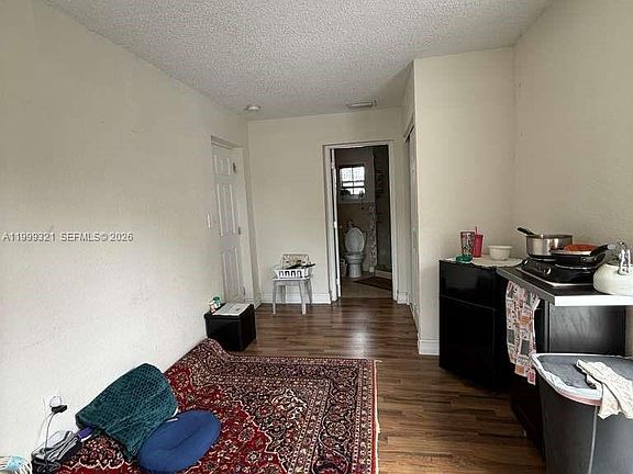 3rd image of 6708 Raleigh St