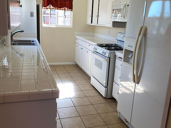 4th image of 5103 Wilts Pl