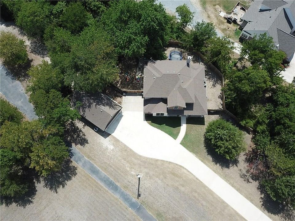 1st image of 340 Pecan Hollow Cir