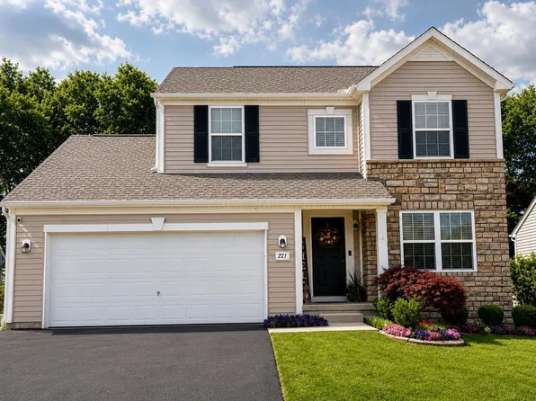 221 Dowler Dr, South Bloomfield, OH 43103