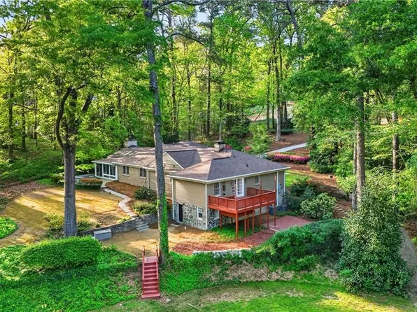 1190 W Wesley Rd NW #X, Atlanta, GA 30327