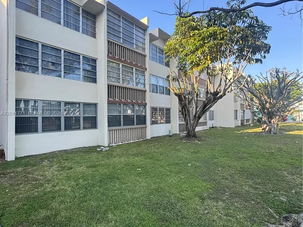 1481 NE Miami Gardens Dr APT 165, North Miami Beach, FL 33179