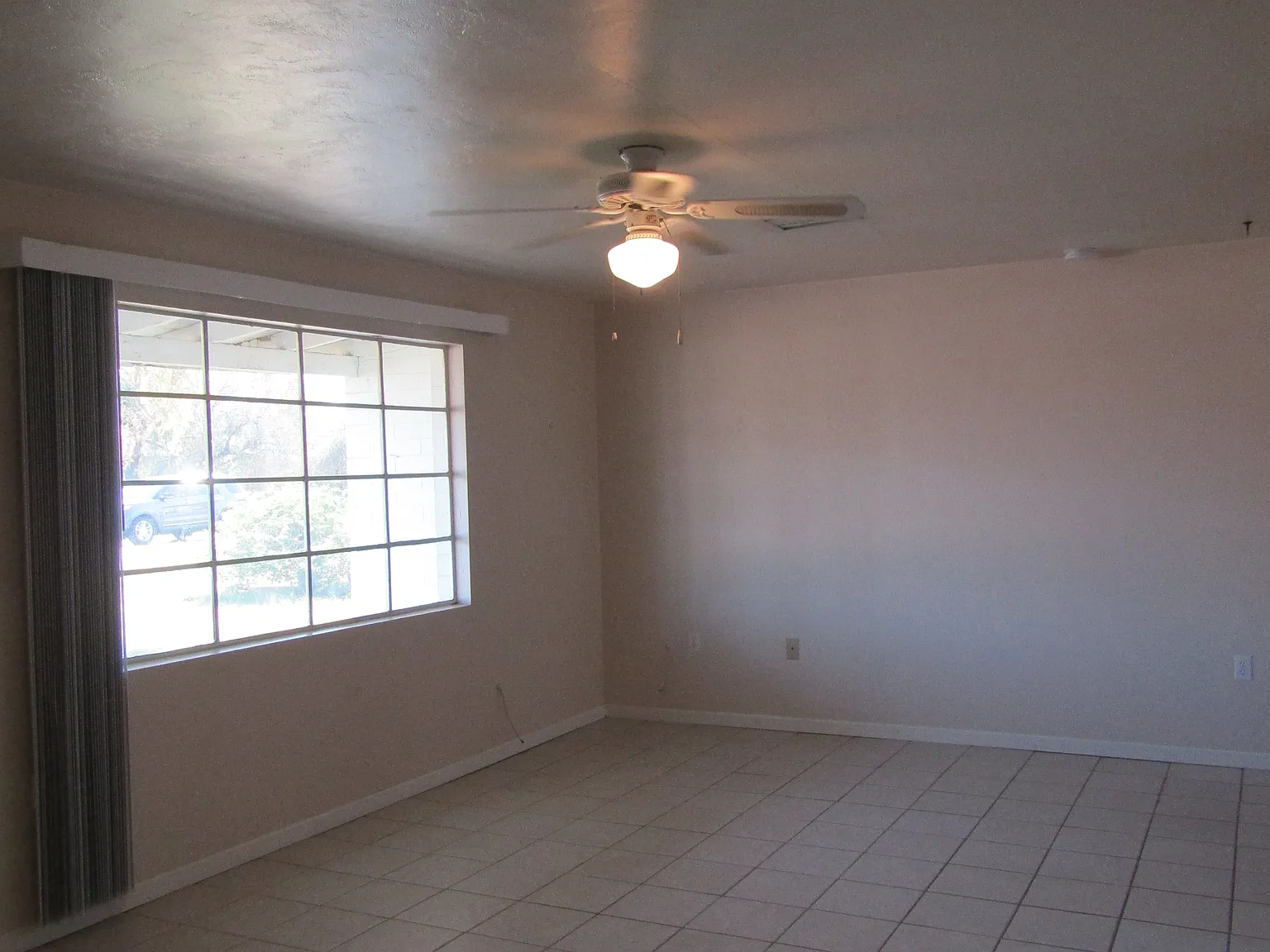 3 bed, 1475 sqft, $2,000 — Photo 3