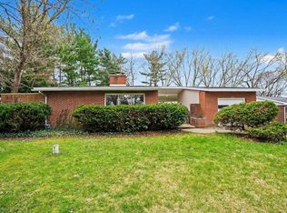 19600 Ruth Ave, South Bend, IN 46614