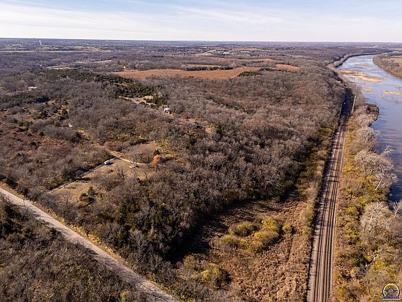 3rd image of M/l Sw Urish Rd