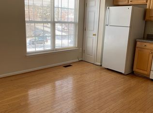 810 Pendleton Ln, Strasburg, VA 22657