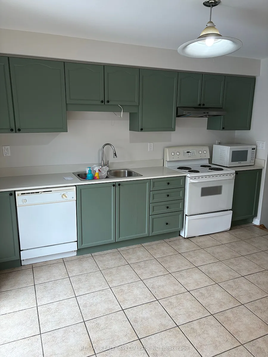 Building Photo - 440 Bundy Dr