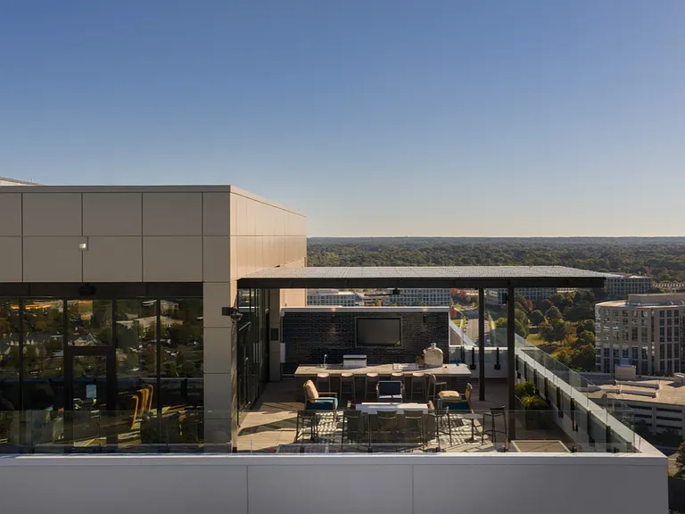 Oro Ballantyne — Photo 44