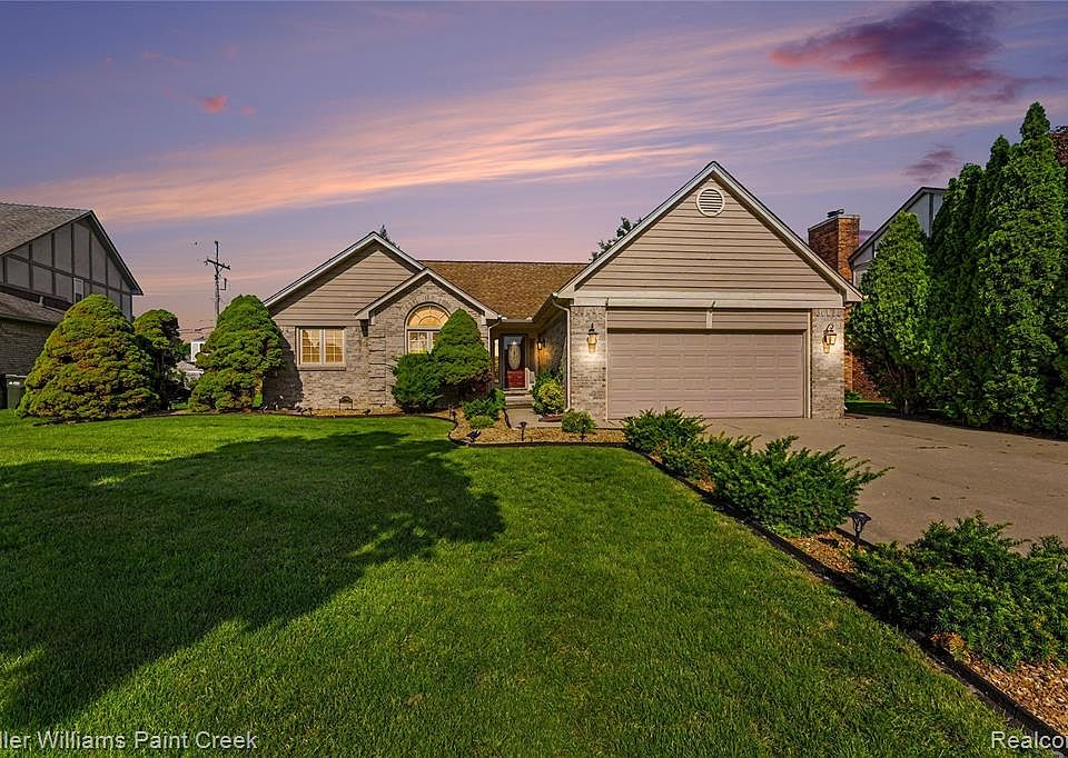 1st image of 34335 Heartsworth Ln